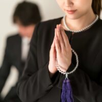 冠婚葬祭の服装
